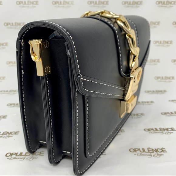 Brunch at Tiffany’s Purse - Picture 4 of 5